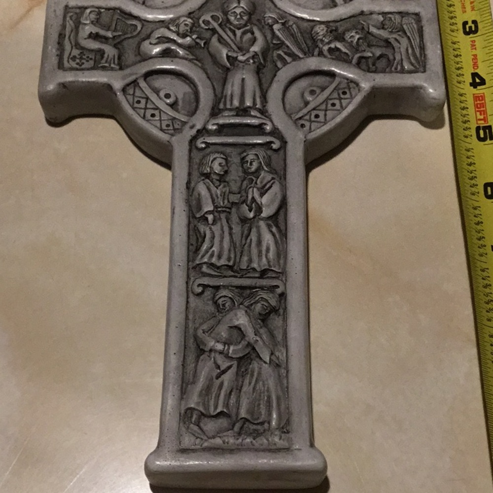 Ceramic Cross - Picture 3 of 7